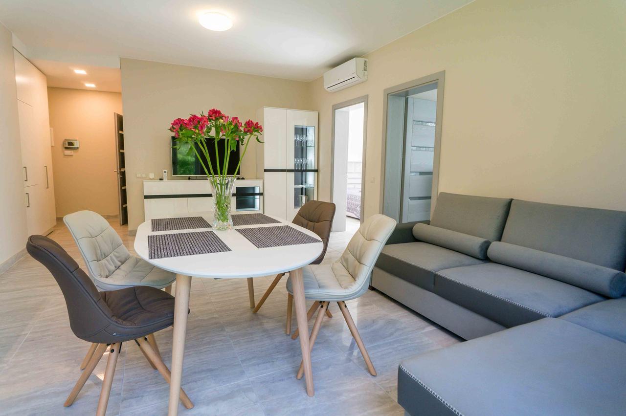 פלאנגה Apartamentai Voveraite מראה חיצוני תמונה